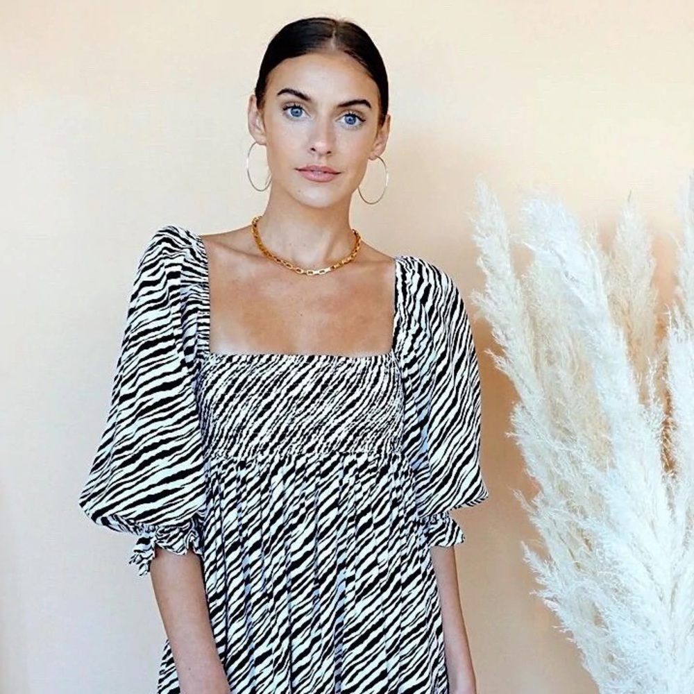 PETITE Faithfull the Brand Zebra Print Alina Dress